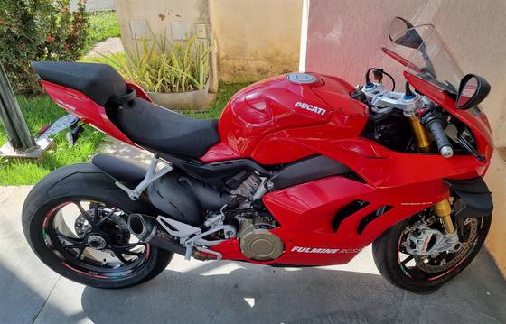 DUCATI PANIGALE V4 S DUCATI PANIGALE V4 S
